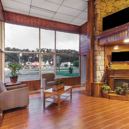Lodge At Mill Creek Пиджен Фордж Екстериор снимка
